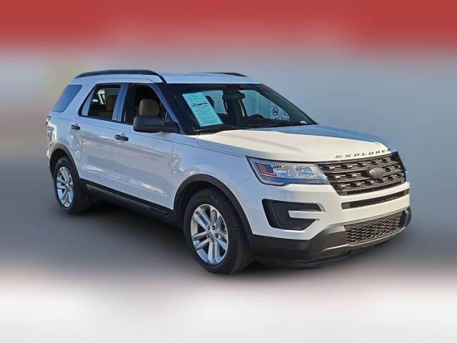 2017 Ford Explorer Base