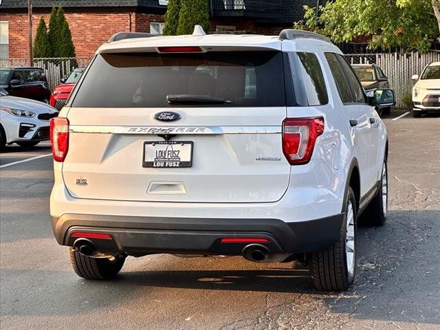 2017 Ford Explorer Base