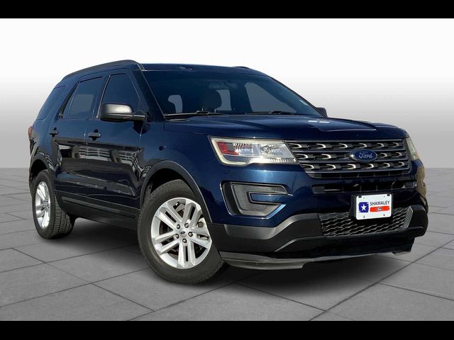 2017 Ford Explorer Base