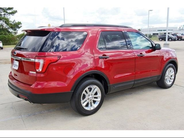 2017 Ford Explorer Base