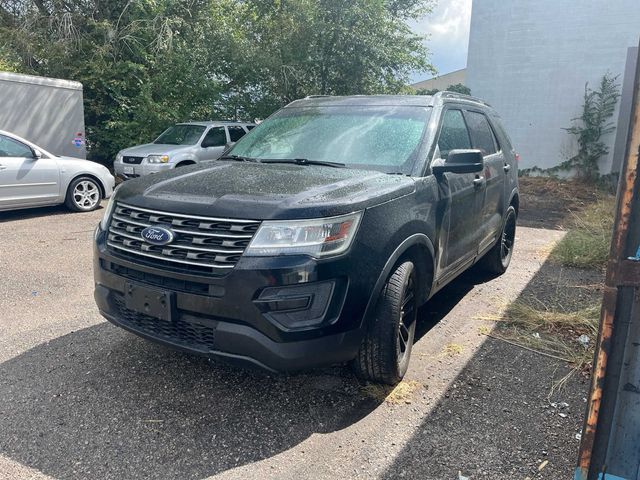 2017 Ford Explorer Base