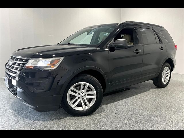 2017 Ford Explorer Base