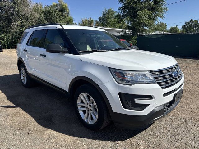 2017 Ford Explorer Base