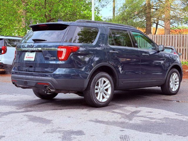 2017 Ford Explorer Base