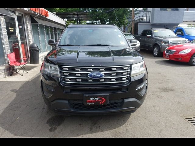 2017 Ford Explorer Base