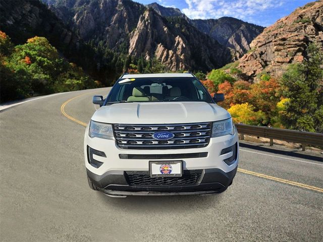 2017 Ford Explorer Base