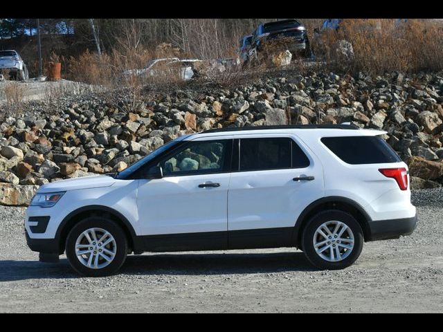 2017 Ford Explorer Base