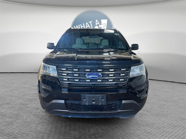 2017 Ford Explorer Base