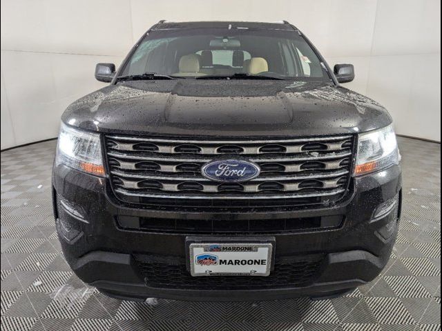 2017 Ford Explorer Base