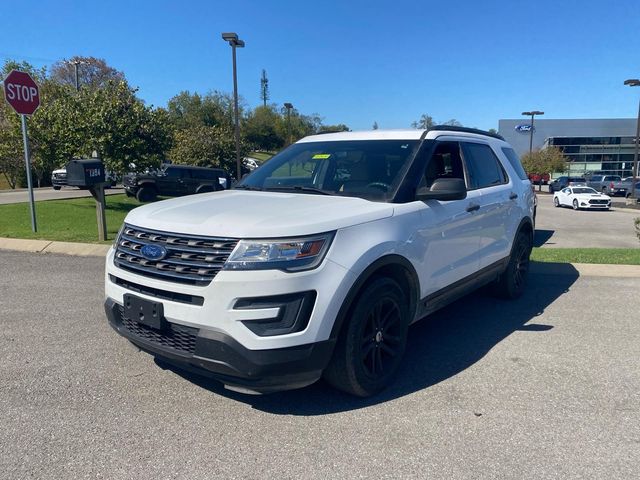 2017 Ford Explorer Base