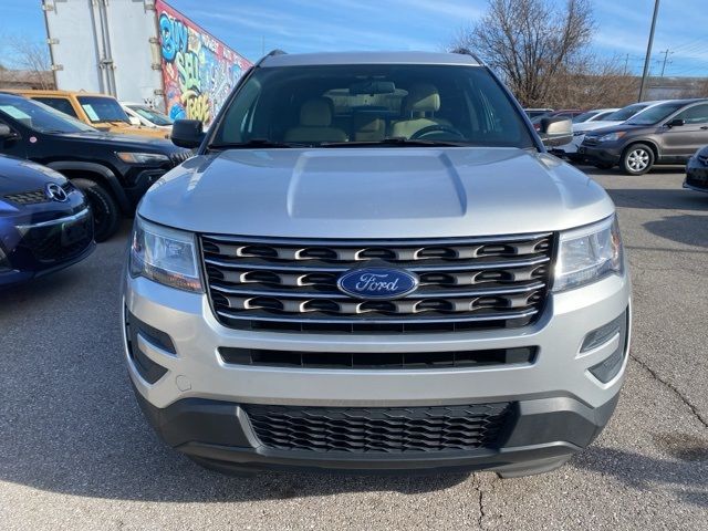 2017 Ford Explorer Base