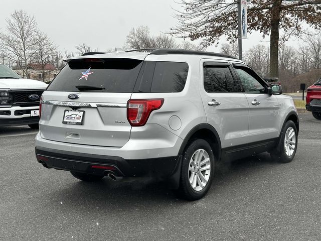 2017 Ford Explorer Base