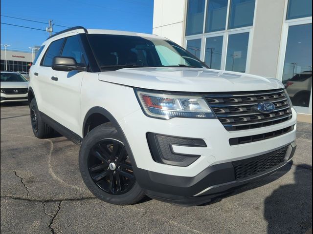 2017 Ford Explorer Base