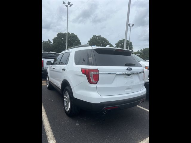 2017 Ford Explorer Base