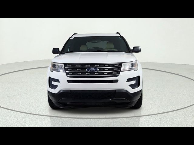 2017 Ford Explorer Base