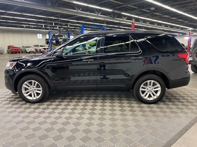 2017 Ford Explorer Base