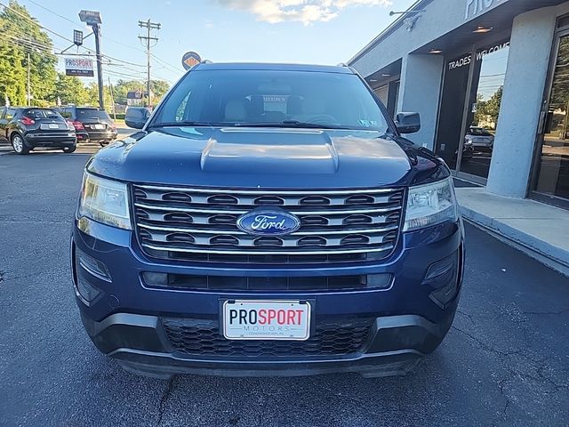 2017 Ford Explorer Base