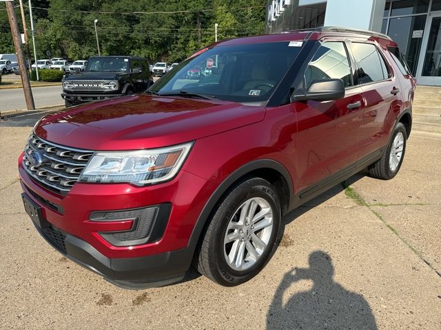 2017 Ford Explorer Base