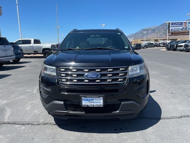 2017 Ford Explorer Base