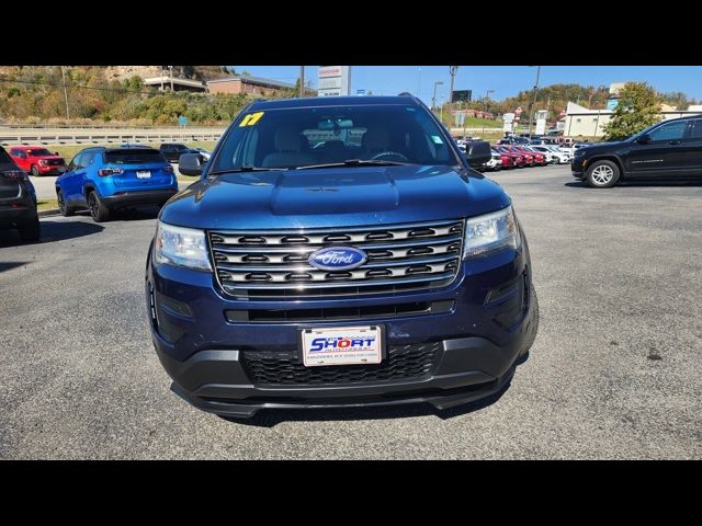 2017 Ford Explorer Base