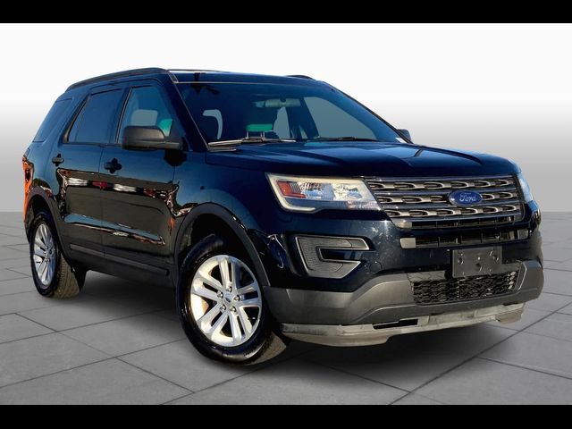 2017 Ford Explorer Base