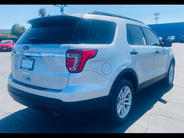 2017 Ford Explorer Base