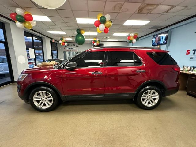 2017 Ford Explorer Base