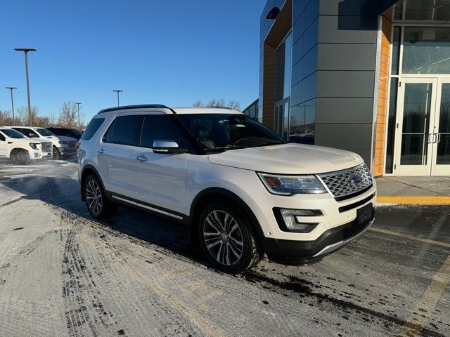 2017 Ford Explorer Platinum