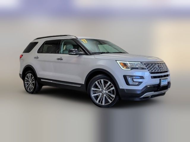 2017 Ford Explorer Platinum