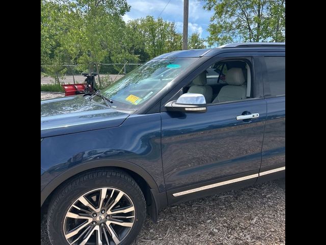 2017 Ford Explorer Platinum