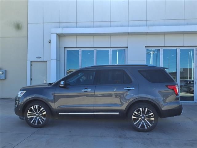 2017 Ford Explorer Platinum