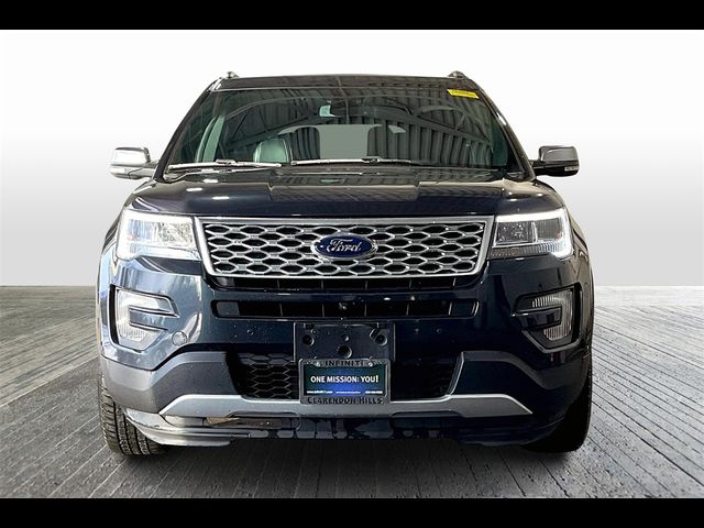 2017 Ford Explorer Platinum