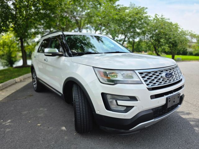 2017 Ford Explorer Platinum