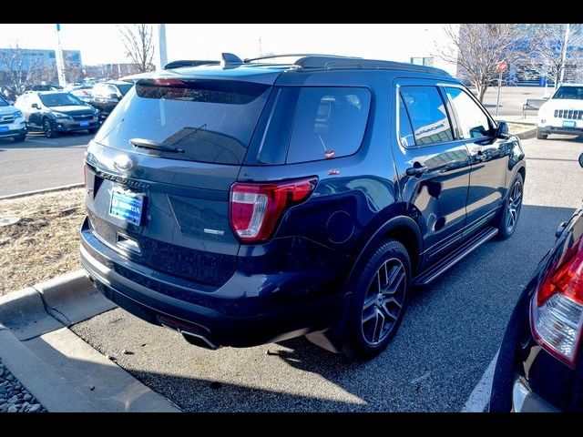 2017 Ford Explorer Sport