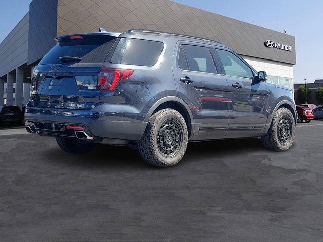2017 Ford Explorer Sport