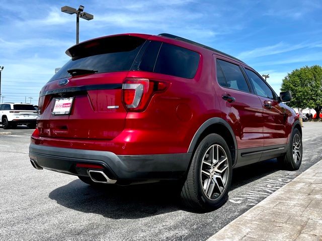 2017 Ford Explorer Sport