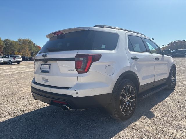 2017 Ford Explorer Sport