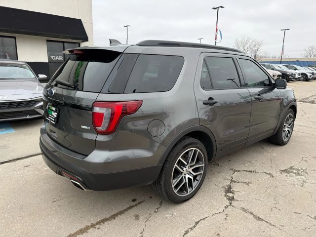 2017 Ford Explorer Sport