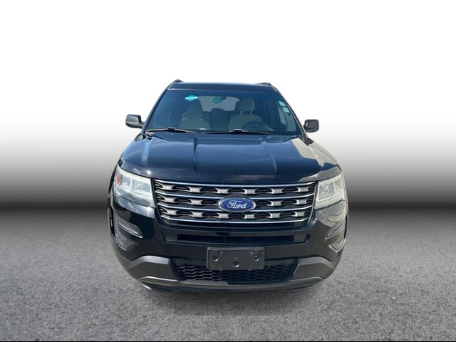 2017 Ford Explorer Base