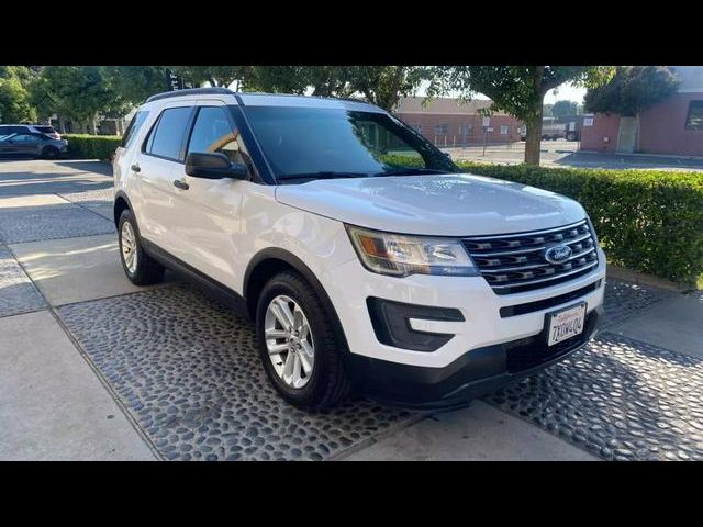 2017 Ford Explorer Base