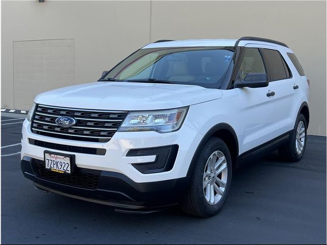 2017 Ford Explorer Base