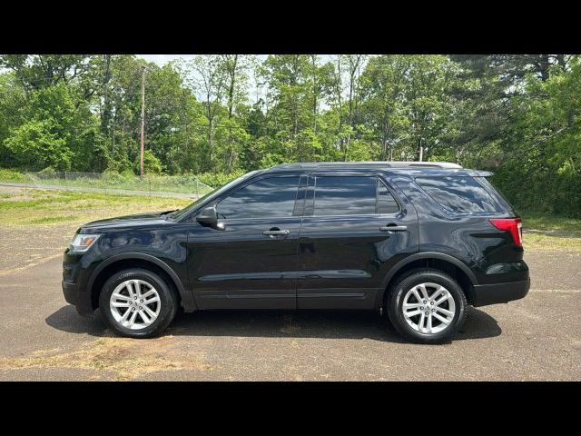 2017 Ford Explorer Base
