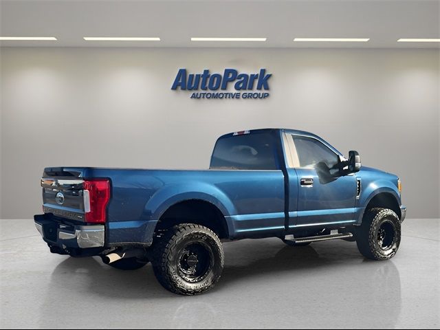 2017 Ford F-350 XLT