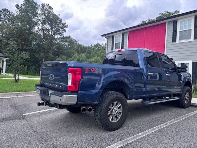 2017 Ford F-350 Lariat