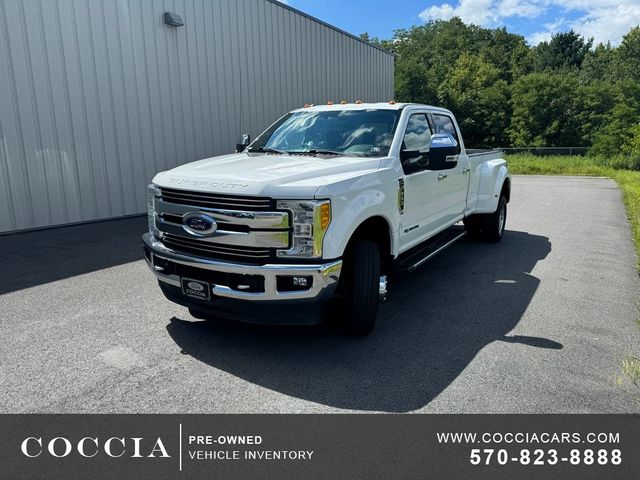 2017 Ford F-350 Lariat