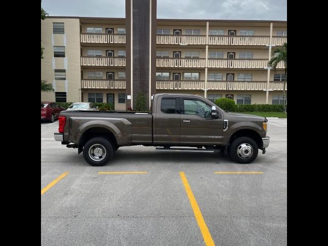 2017 Ford F-350 Lariat