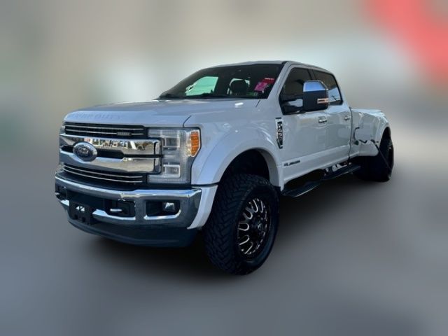 2017 Ford F-450 Lariat