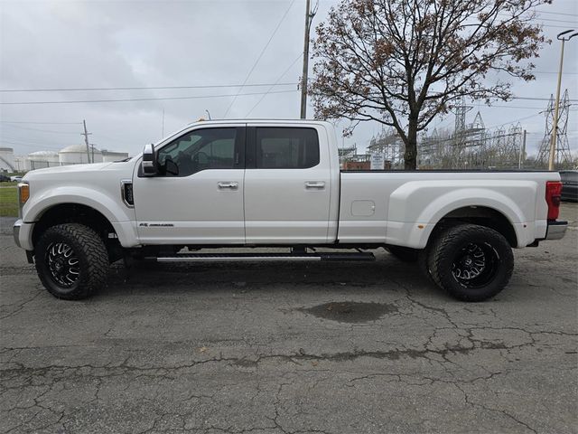 2017 Ford F-450 Lariat