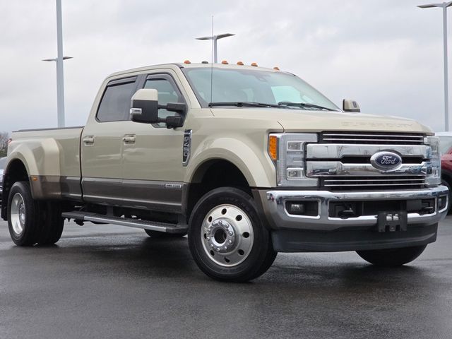 2017 Ford F-450 Lariat