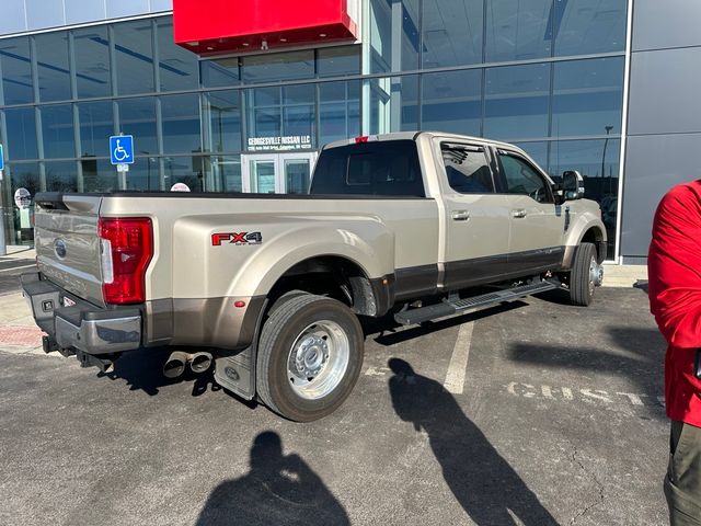 2017 Ford F-450 Lariat